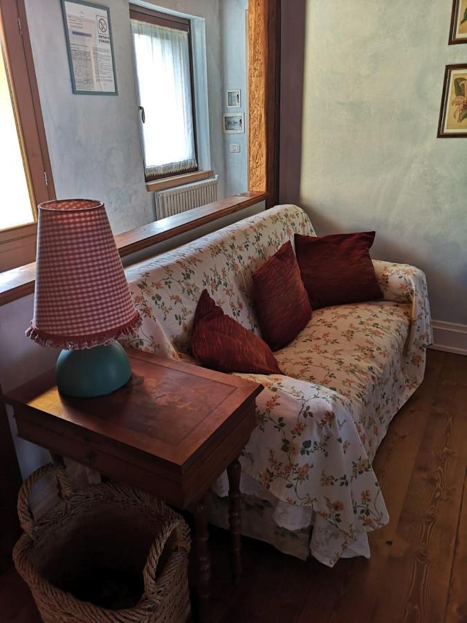 East Wind Bed and Breakfast Medea Eksteriør billede